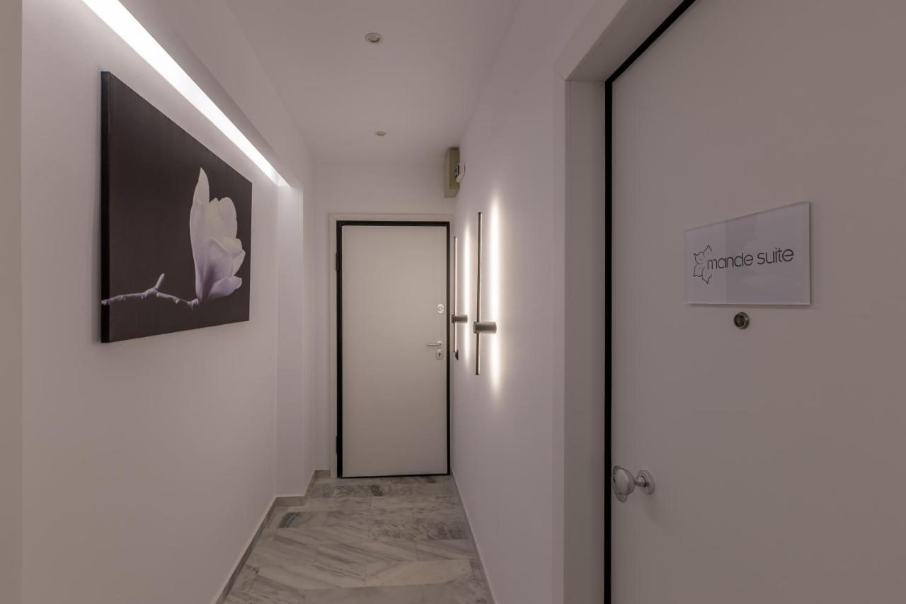 Mandevilia Suites Athens Ngoại thất bức ảnh